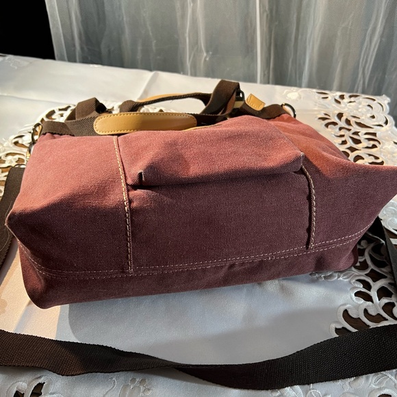 K-Two BNWOT Massenger shoulder or crossed body purple canvas bag. Cute style. - Picture 4 of 11